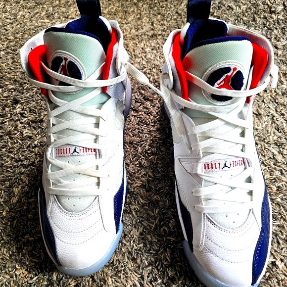 Jump man two Trey/White/Black - Picture 6 of 7